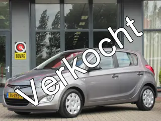Hyundai i20 1.2i Business Edition | Airco | Bluetooth | Parkeersensoren | Mistlampen | ISOFIX | Rese