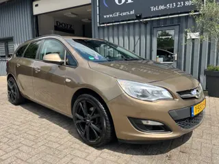 Opel Astra Sports Tourer 1.4 Turbo Business + 2013 APK NAP AIRCO