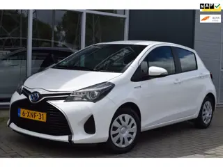 Toyota Yaris 1.5 Hybrid Aspiration | Automaat | Navi | NAP + APK 6-2027