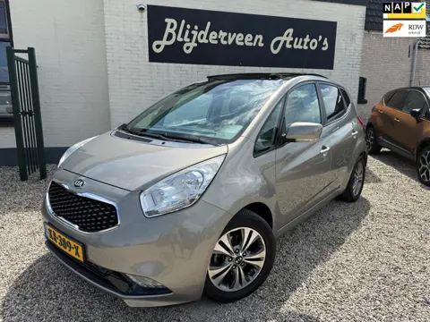 Kia Venga 1.4 CVVT ExecutiveLine Clima | Camera | Stoel & Stuur VW. | Navi |PanoDak Trekhaak Afnb.