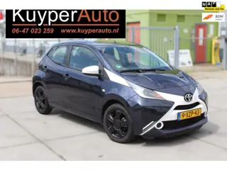 Toyota Aygo 1.0 VVT-i x-play dealer onderhouden CAMERA MULTIMEDIA