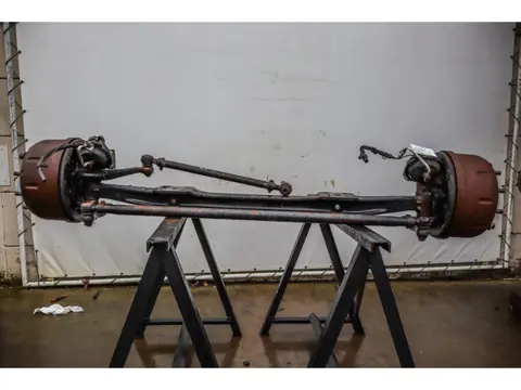 MAN V9-75L-45 (bj 2002)