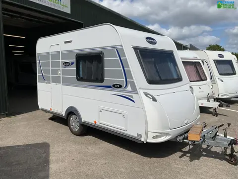 Caravelair Antarès Luxe 372