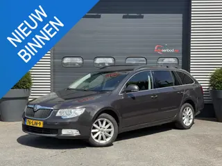 Skoda Superb Combi 1.8 TSI Comfort Business Line | Navigatie | Parkeersensoren | Privacy Glass | Cru