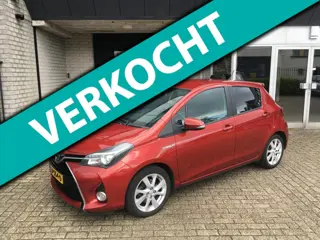 Toyota Yaris 1.5 Full Hybrid Dynamic / FACELIFT / APK 2027 !!! / CAMERA / CLIMA ACC / DEALER OH