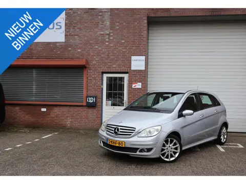 Mercedes-Benz B-klasse 170 Trekhaak Airco APK