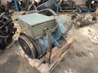 Anton Piller NKT 200-4