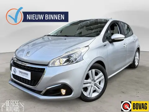 Peugeot 208 1.2 PureTech Carplay Airco Cruise Pdc