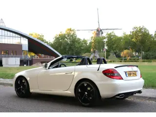 Mercedes-Benz SLK-klasse 300 AMG Roadster 7G-Tronic Aut 170kW 231Pk 3.0 V6 Full Option Airscarf 1e e