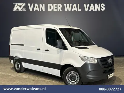 Mercedes-Benz Sprinter 315 CDI 150pk L1H1 Euro6 Airco | Camera | Navigatie | Apple Carplay | Chauffe