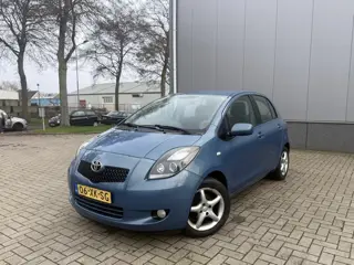 Toyota Yaris 1.3 VVTi Sol MMT Automaat Vol Jaar Apk