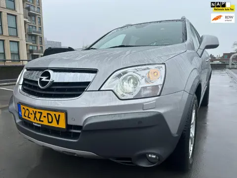 Opel Antara 3.2 V6 Cosmo AUTOMAAT Leer Trekhaak StoelVerwarming Cruise Navi PDC LMV