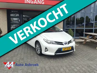 Toyota Auris Touring Sports 1.8 Hybrid Lease