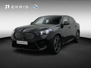 BMW iX2 eDrive20 M Sportpakket Pro | M Sport Edition | Premium Pack | Stuurwielrand Verwarmd | Sport