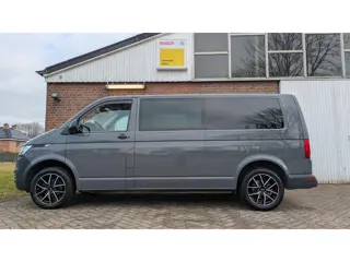 Volkswagen Transporter 2.0 TDI L2H1 DC - Aut. - Camera