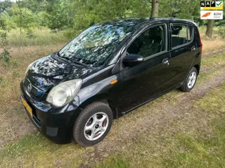 Daihatsu Cuore 1.0 Comfort apk bij aflevering