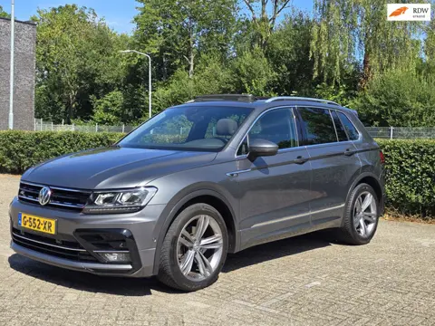 Volkswagen Tiguan 1.5 TSI R-line/2020/ Pano /6 bak/Nap/Apk/ Top auto