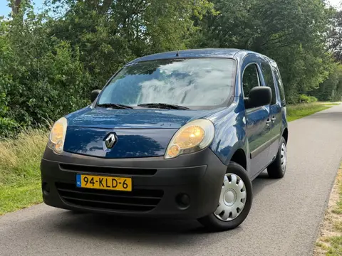Renault Kangoo Family 1.6 Authentique | 5-Persoons + Radio + Trekhaak Nu € 3.450,-!!!
