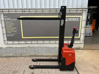 VS-22946 Elektrische stapelaar BT HWE 100