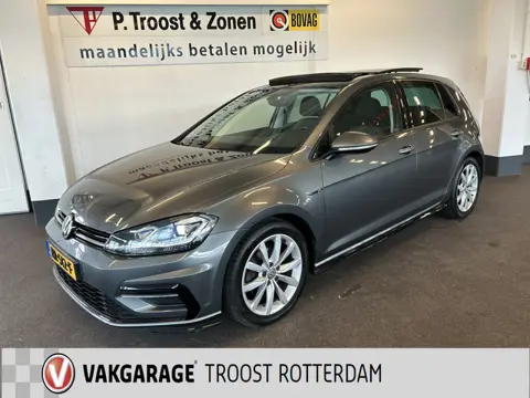 Volkswagen Golf 1.0 TSI R-Line | Panoramadak | Digital dashboard | Stoelmassage+Verwarming | Adaptie
