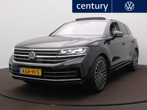 Volkswagen Touareg 3.0 TSi eHybrid 4MOTION Elegance Panoramaschuif-kanteldak - IQ Light - Geventilee