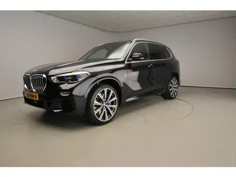 BMW X5 xDrive30d High Executive M Sport | Trekhaak | Luchtvering | Sky Lounge Pano | Laserlicht | Ha
