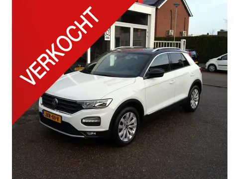 Volkswagen T-Roc 1.5 TSI Sport Navi,Clima,Trekhaak,pdc,RIJKLAARPRIJS!!