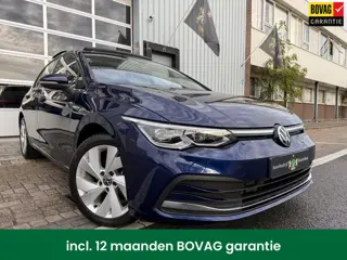 Volkswagen GOLF 1.5 eTSI Style LED/LMV17/PDC/NAVI/VIRTU/PANO