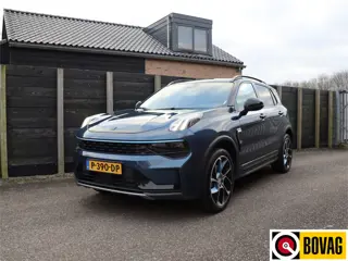 Lynk & Co 01 1.5 NL-auto, trekhaak, pano (bj 2022)