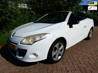 Renault Mégane Coupé-Cabriolet 1.4 TCE 131pk Clima Cruise Pano Leder Navi