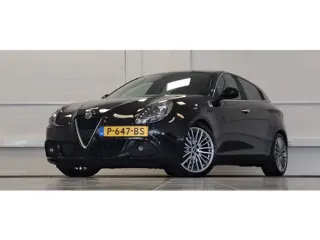 Alfa Romeo Giulietta 1.4 T Distinctive Sportuitlaat Nieuwe APK Garantie
