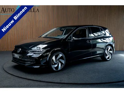 Volkswagen Golf 8.5 1.5 eTSI Leer ACC Navi Climate 3zone PDC LM velgen Stuurverwarming Stoelverwarmi