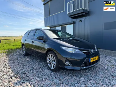 Toyota Auris Touring Sports 1.8 Hybrid Executive