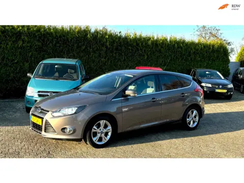 Ford Focus APK NIEUW AIRCO NAVI GOED RIJDEND LEUKE AUTO