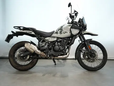 Royal-Enfield HIMALAYAN 452 TUBELESS (bj 2024)