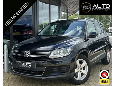 Volkswagen Tiguan 2.0 TSI Track&Field 4Motion 179PK | Trekhaak | 2200KG TREKGEWICHT! | Parkeersensor