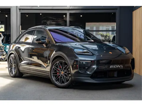 Porsche Macan 4S 100kwh Pano ACC 4 S 100 kWh Agaatgrijs