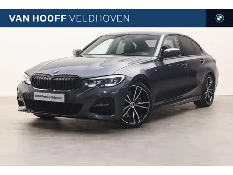 BMW 3 Serie 320i Executive M Sport Automaat / M Sportonderstel / Sportstoelen / Head-Up / Cruise Con