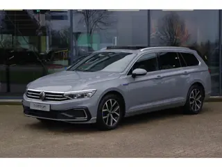 Volkswagen Passat Variant 1.4 TSI 214 PK GTE BNS PHEV, Trekhaak, Panoramadak, LEder-Alcantara, Matri
