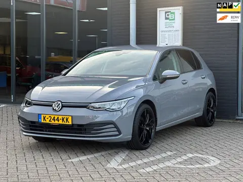 Volkswagen Golf 1.0 TSI Life /sfeerverlichting/Carplay/NL-AUTO NAP!!