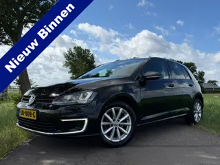 Volkswagen Golf 1.2 TSI | H-Leder | Camera | Navi | Stoelverwarming | Clima | 16" Velgen | PDC | Cru