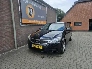 Kia cee'd 1.4 CVVT X-tra (bj 2010)