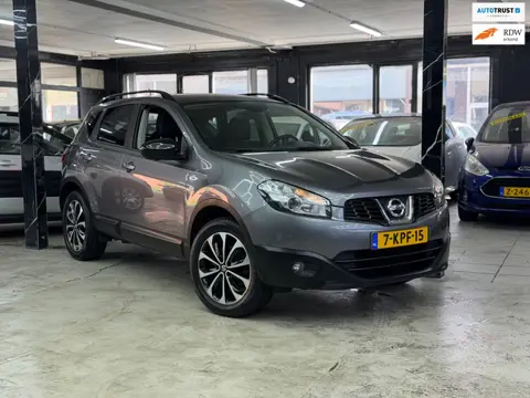 Nissan Qashqai 1.6 360 Camera | Automaat | Navi | Pano | trekhaak