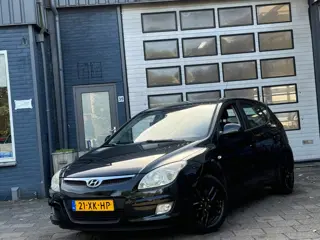 Hyundai I30 1.6i Dynamic Luxe | Elek-Pakket | Airco | LMV | N.A.P