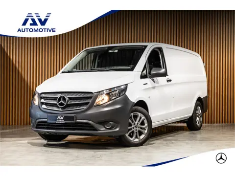 Mercedes-Benz Vito eVito Lang | Camera | Navigatie | Stoelverwarming | Airco | 3 zitter | Betimmerin