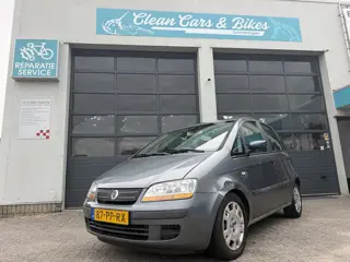 Fiat Idea 1.4-16V Dynamic (bj 2004)