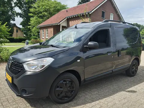 Dacia Dokker 1.3 TCE 131pk met 2x Zijdeur Airco Cruise Navi Etc.