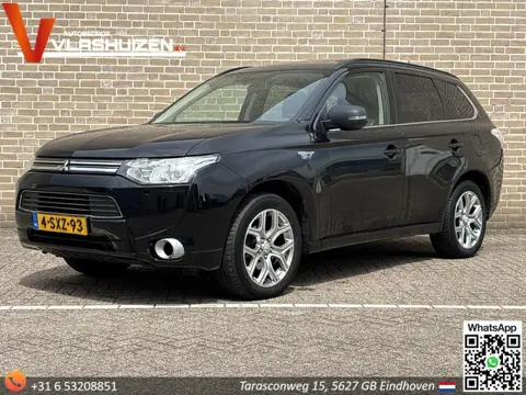 Mitsubishi Outlander 2.0 PHEV instyle | Leder | Pano | Climate | Cruise | Navi | Camera | Stoelverwa