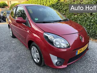 Renault Twingo 1.2 Dynamique | Airco | Cruise Control | Elekt. Ramen | Privacy Glass | Nieuwe APK!