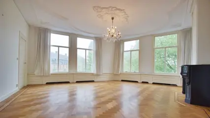 Woning aan de Ruysdaelkade te Amsterdam